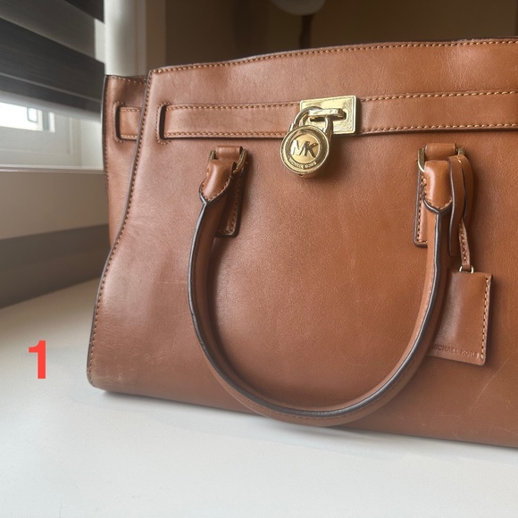 Bags and Wallets for Sale - Picture 1 of 14